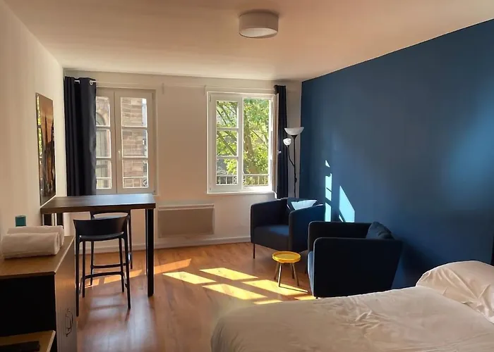 Lägenhet Le 52 Zix - Joli Au Coeur De La Petite France *