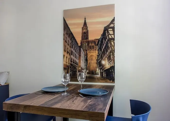 Le 52 Zix - Joli Au Coeur De La Petite France Lägenhet *